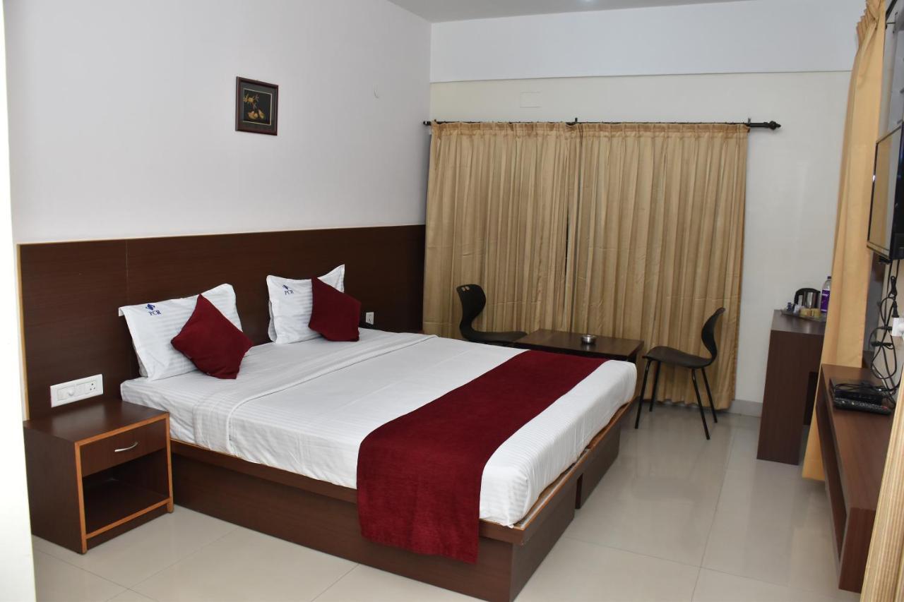 Hotel Pc Residency Mysuru Zewnętrze zdjęcie